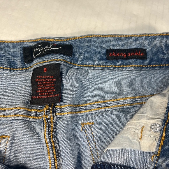 Lot of 3 Earl Jeans Size 8 and 10 - Picture 3 of 10